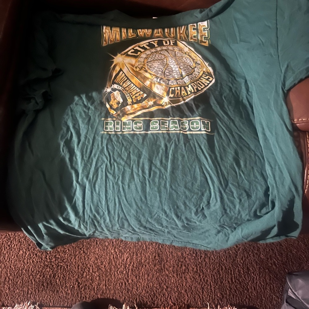 Milwaukee Champions Green T-Shirt